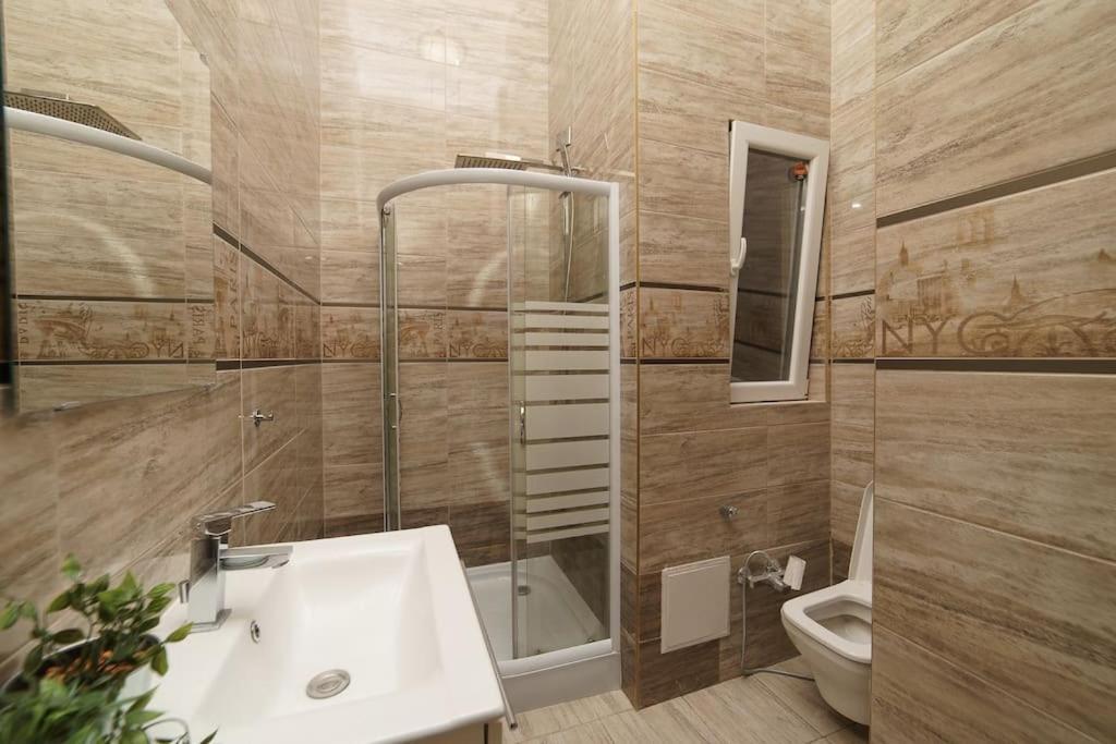 Cityscape Budget Kiraly Apartment *